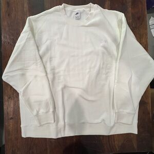 Nike Men's Off White Crewneck Sweater